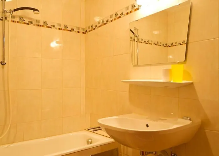 فندق مبيت وإفطار Haus Julia