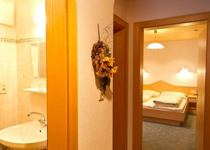 Haus Julia فندق مبيت وإفطار