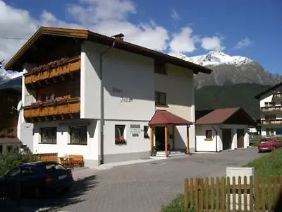 Haus Julia *